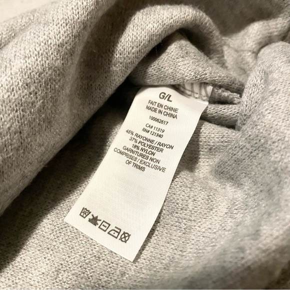 Dynamite Grey Crewneck Sweatshirt Women’s Size Large - Picture 9 of 16